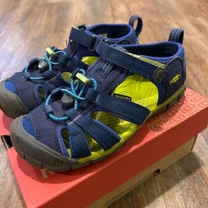 Keen Seacamp II CNX Kids Blue and Green Outdoor Sandals-US 13